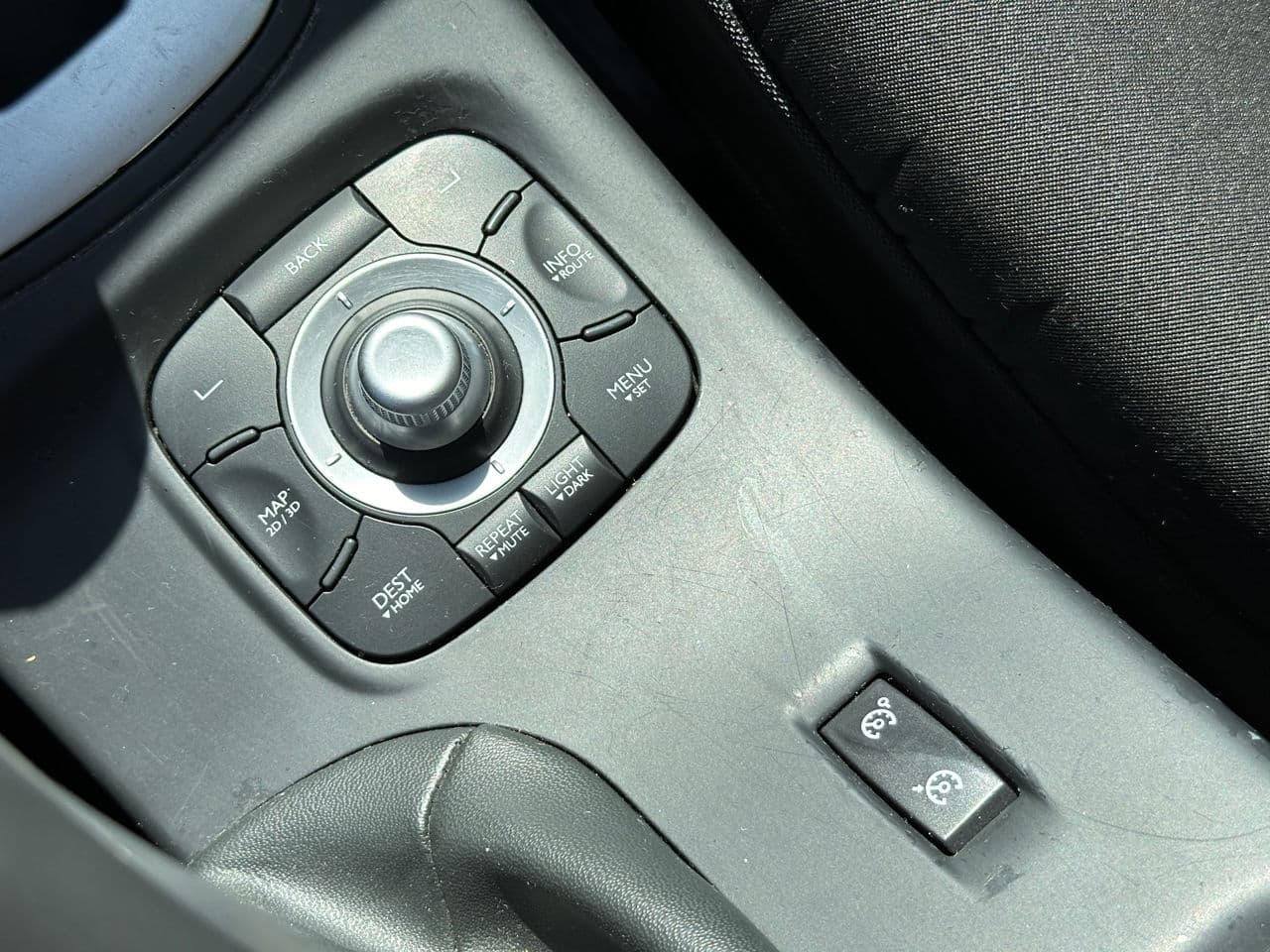 Renault Megane 2010 — Миниатюра 12