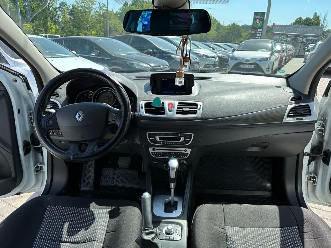 Renault Megane 2010 — Миниатюра 6