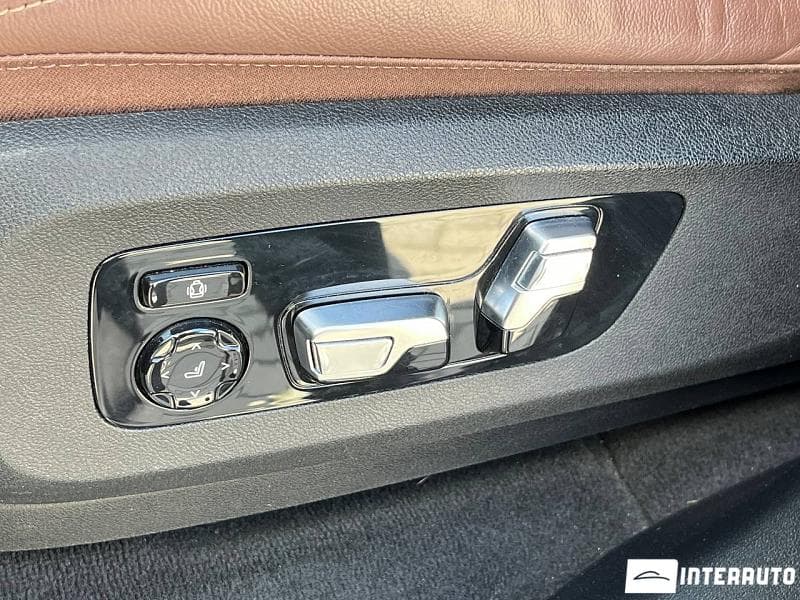BMW X5 2.5D 2021 — Миниатюра 17