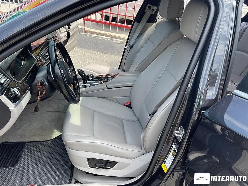 2011 BMW 528 — Miniatură 5