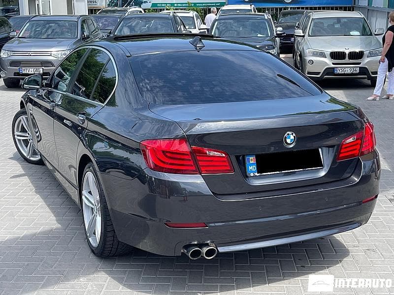 2011 BMW 528 — Miniatură 4