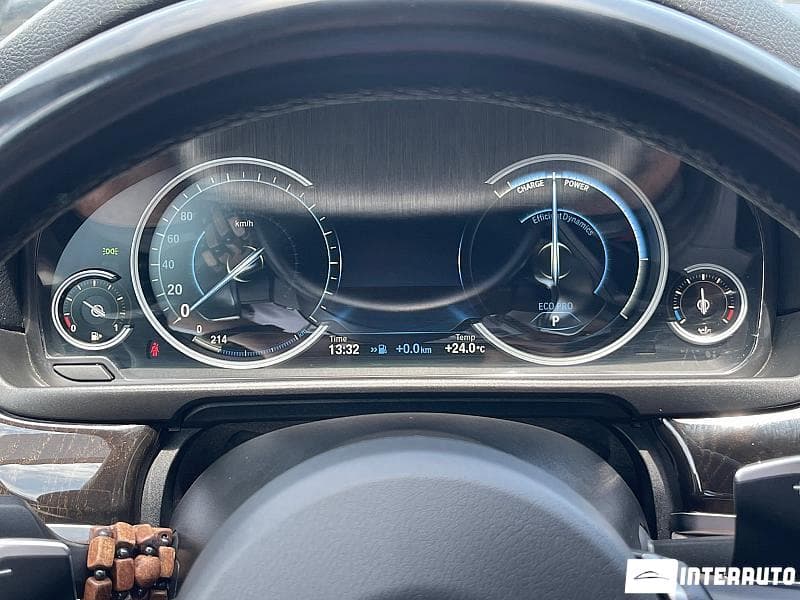 2011 BMW 528 — Miniatură 13