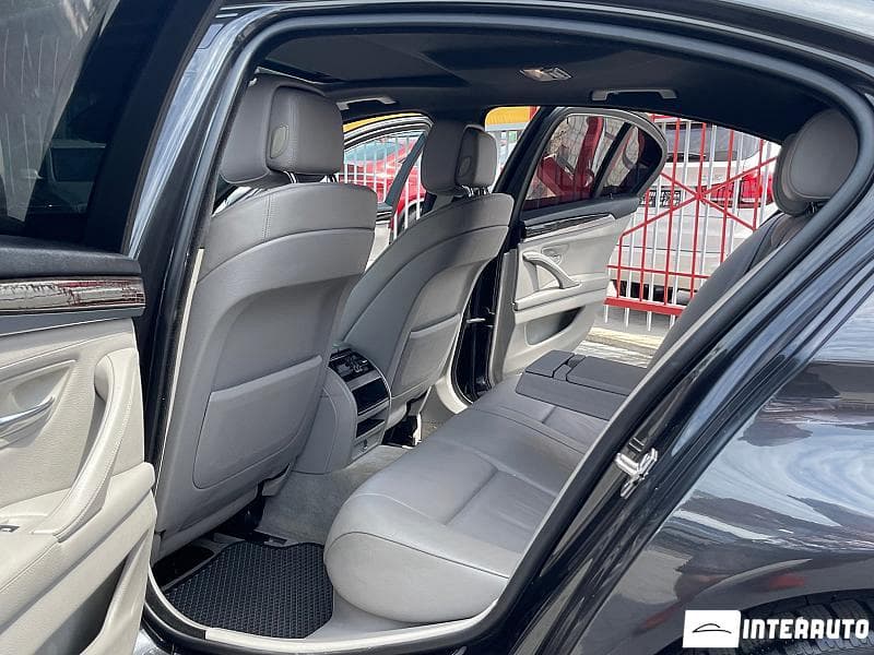 2011 BMW 528 — Miniatură 18