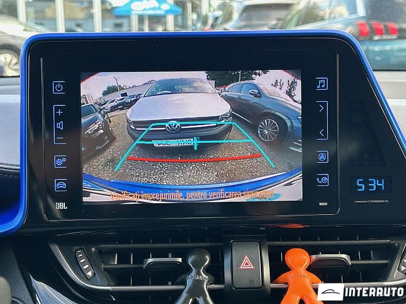2017 Toyota C-HR — Miniatură 15