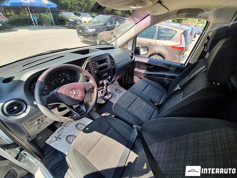 2015 Mercedes Vito — Miniatură 7