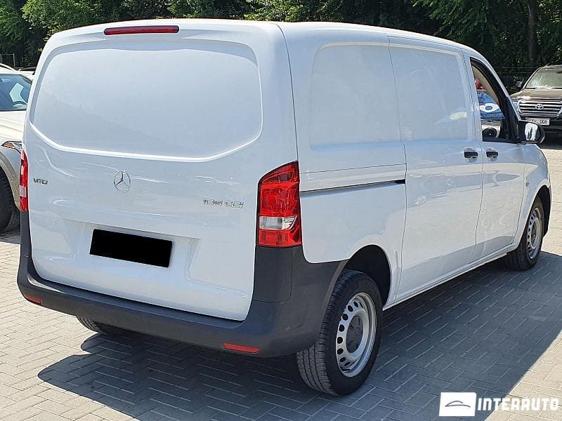 2015 Mercedes Vito — Miniatură 3