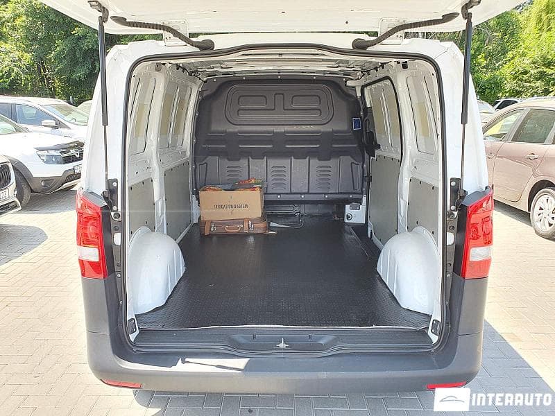 2015 Mercedes Vito — Miniatură 5