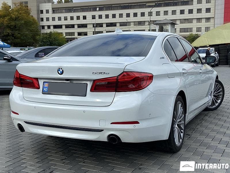 2018 BMW 530e — Miniatură 4