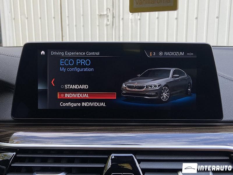2018 BMW 530e — Miniatură 13
