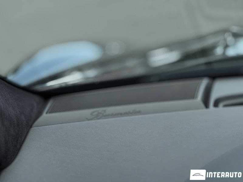 Porsche Cayenne Turbo 2012 — Миниатюра 13