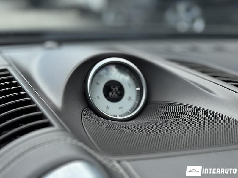 Porsche Cayenne Turbo 2012 — Миниатюра 14