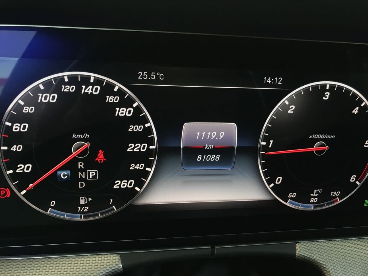 Mercedes E 220 2016 — Миниатюра 10
