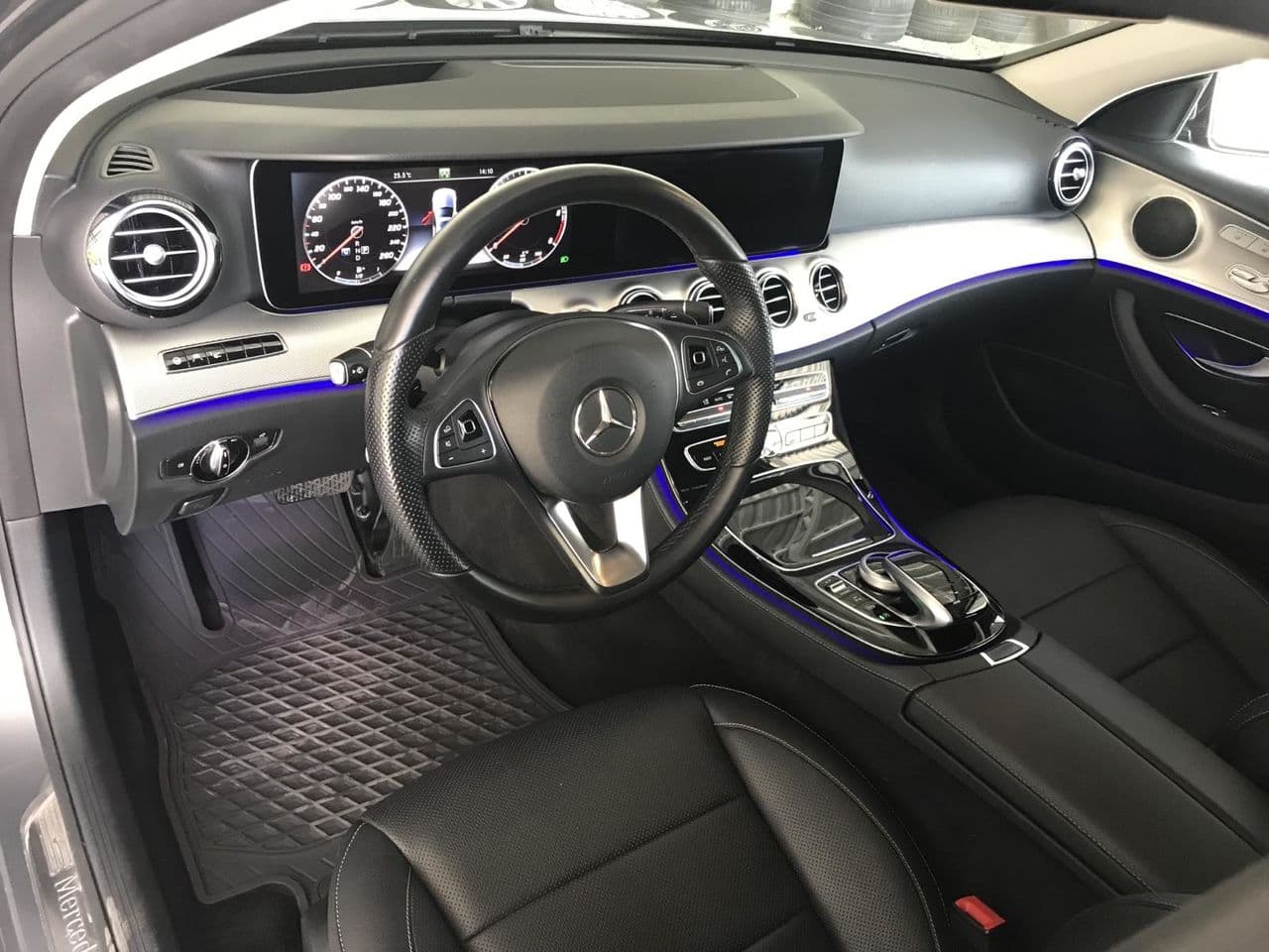 Mercedes E 220 2016 — Миниатюра 7