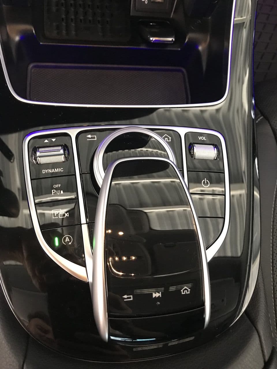Mercedes E 220 2016 — Миниатюра 13