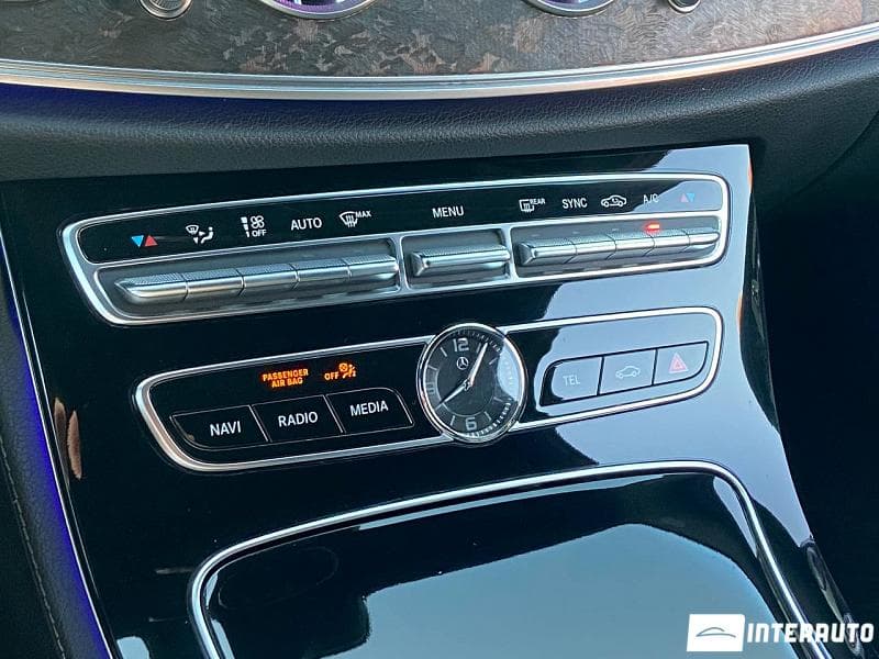 2016 Mercedes E 220 — Miniatură 13