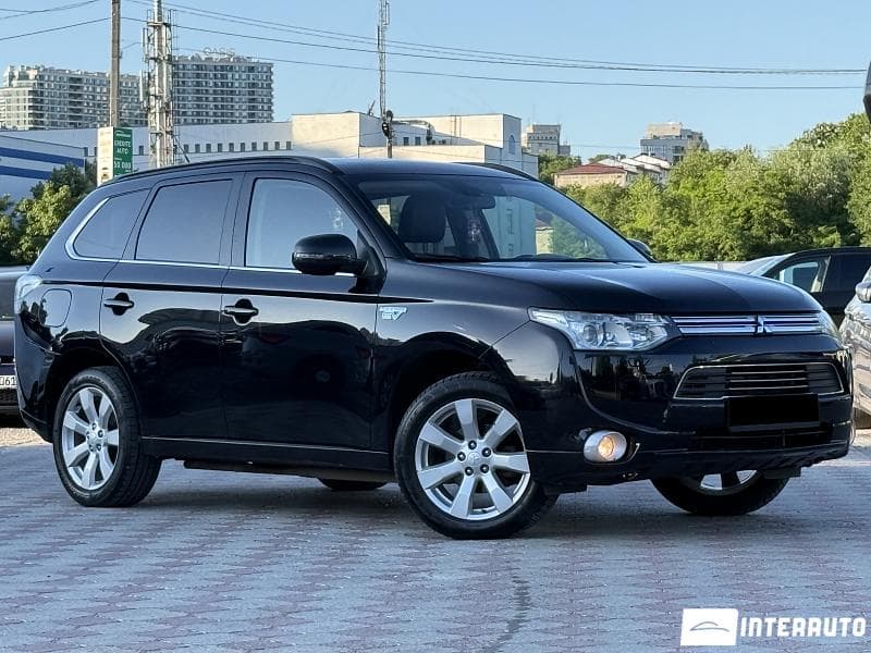 2013 Mitsubishi Outlander — Miniatură 4