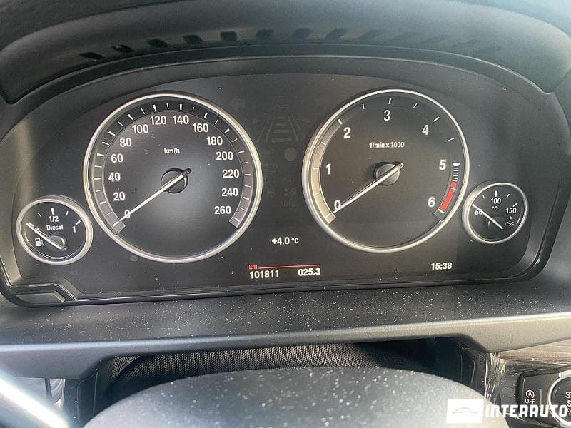BMW X5 2.5D 2016 — Миниатюра 10