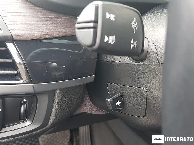 BMW X5 2.5D 2016 — Миниатюра 11