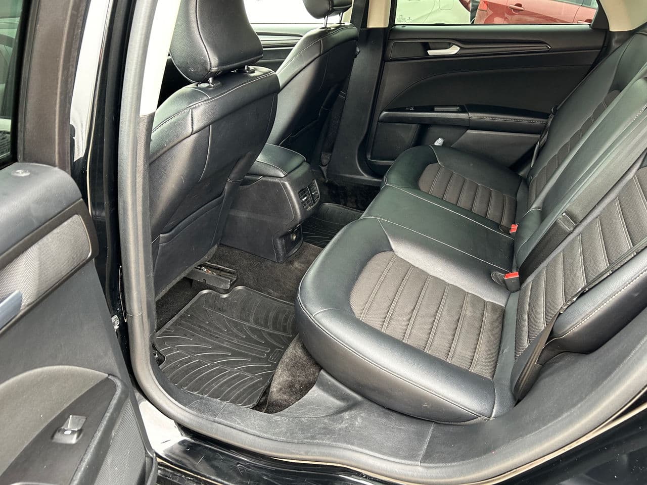 Ford Fusion 2017 — Миниатюра 14