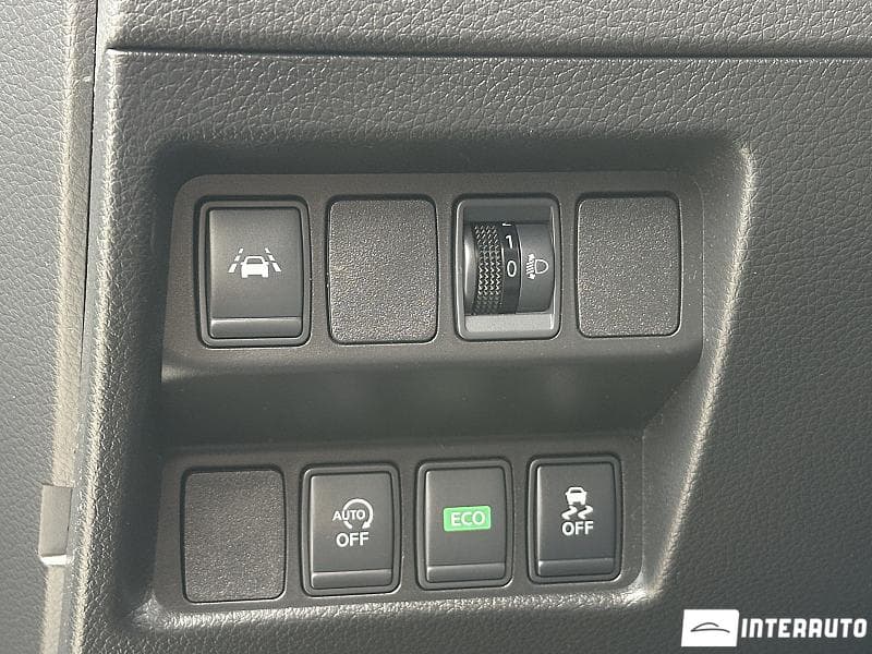2016 Nissan Qashqai — Miniatură 16