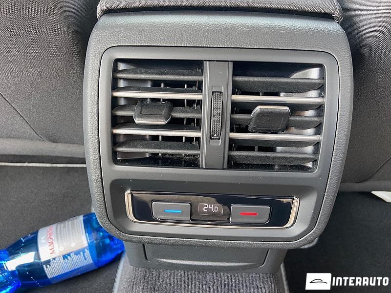 2018 Volkswagen Passat — Miniatură 16