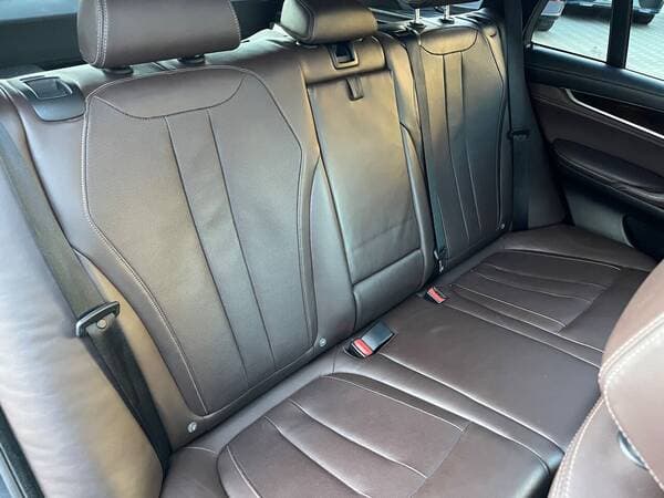 BMW X5 4.0e 2017 — Миниатюра 19