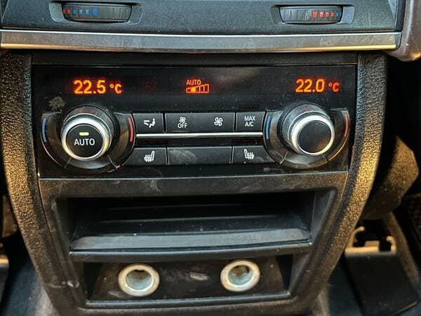 BMW X5 4.0e 2017 — Миниатюра 20