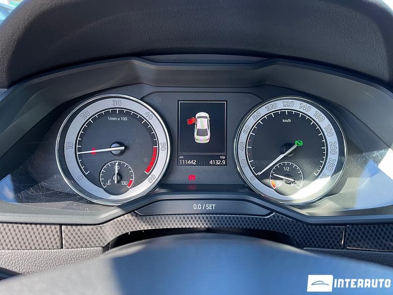 Skoda Superb 2017 — Миниатюра 8