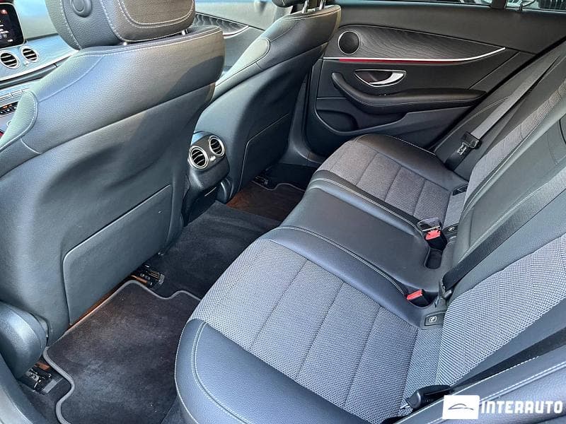 Mercedes E 220 2020 — Миниатюра 21