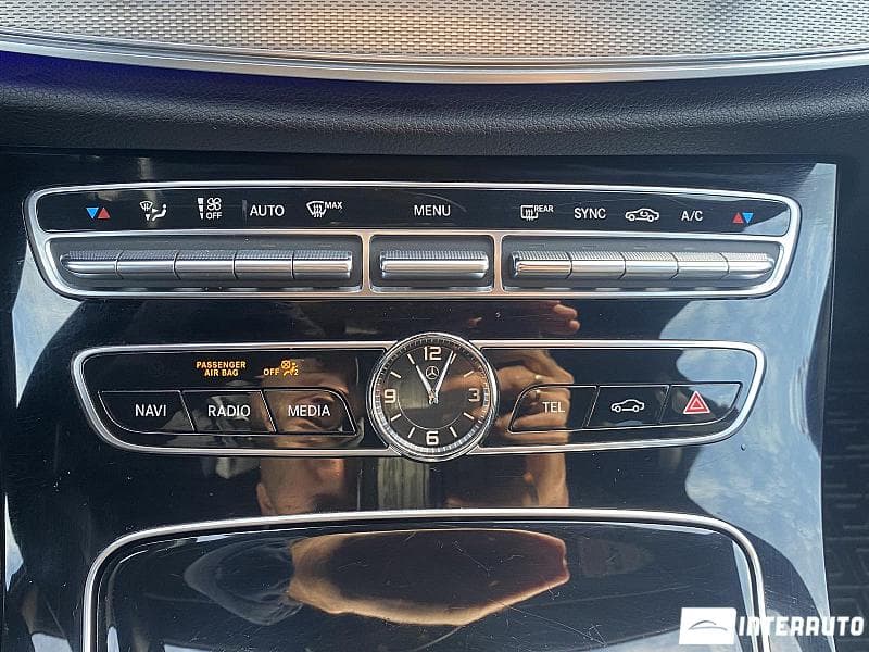 Mercedes E 220 2016 — Миниатюра 12