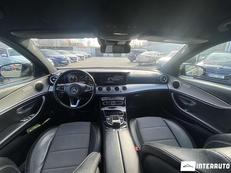 Mercedes E 220 2016 — Миниатюра 9