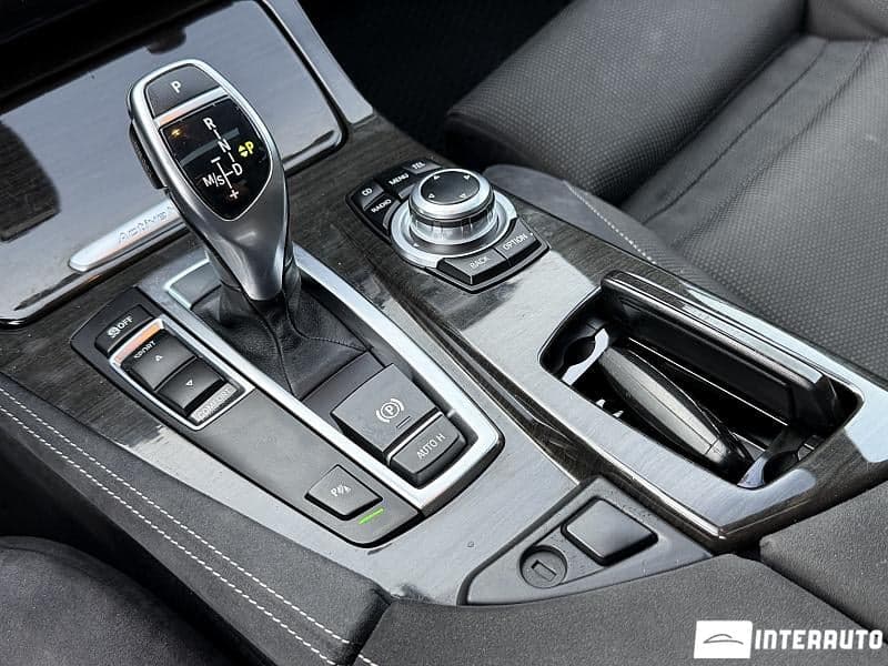 BMW 520 2012 — Миниатюра 11