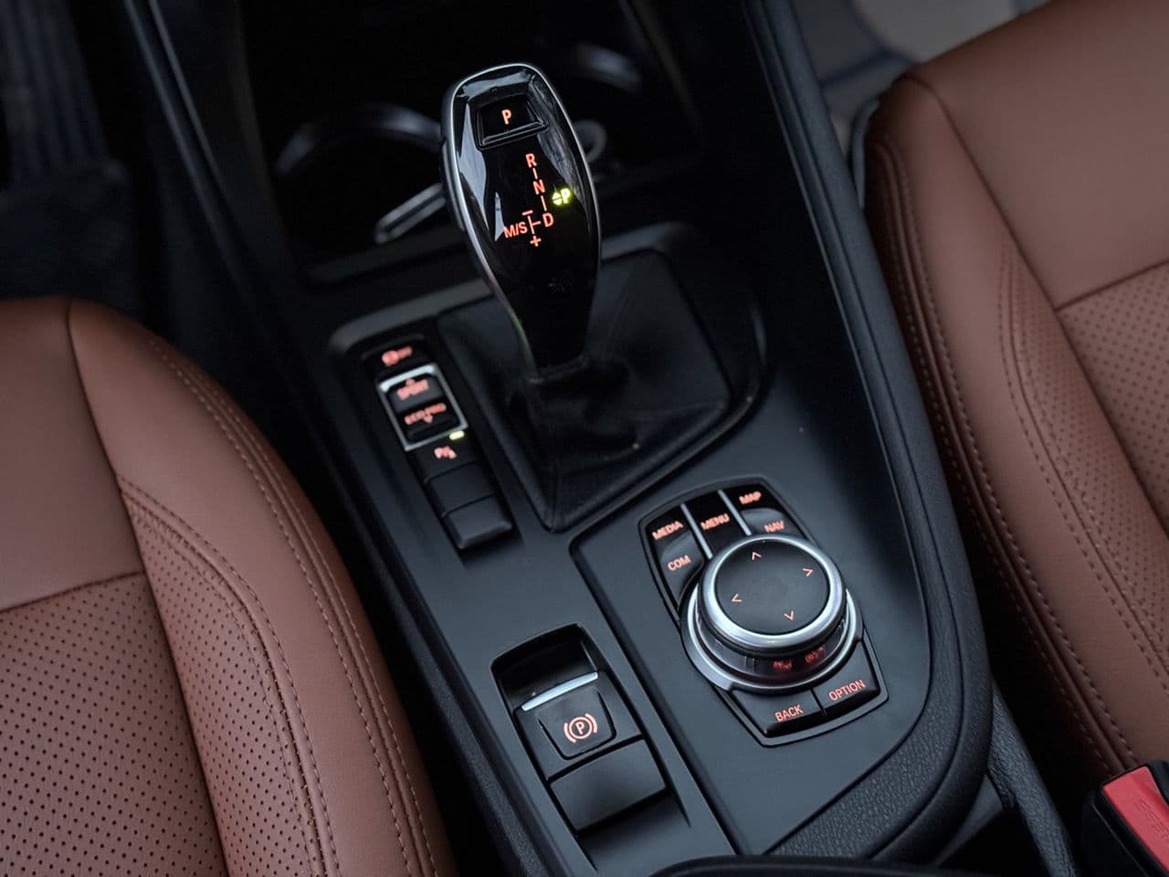 BMW X1 1.6D 2018 — Миниатюра 14