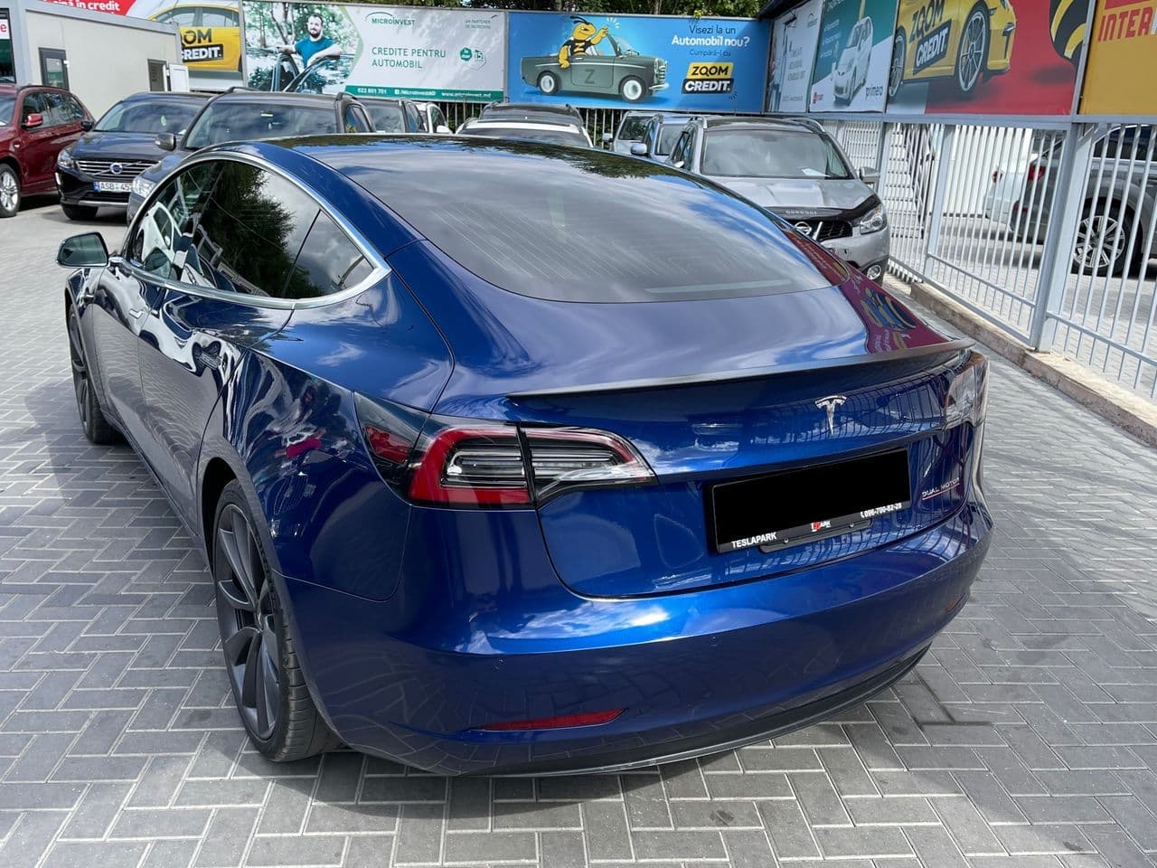 Tesla Model 3 2019 — Миниатюра 2