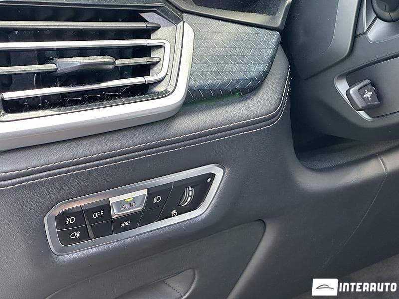 2021 BMW X6 M5.0D — Miniatură 26