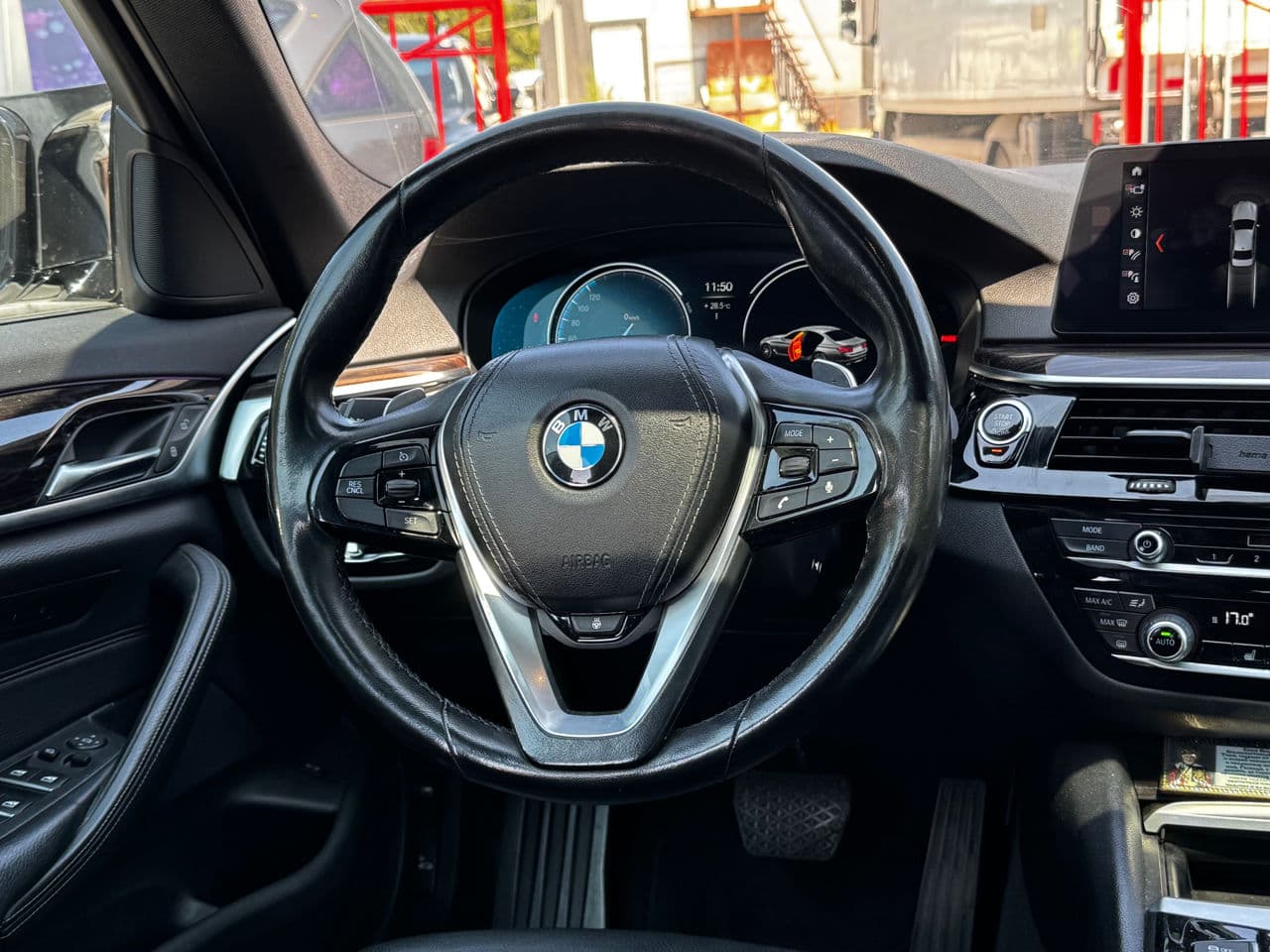 BMW 530 2017 — Миниатюра 10