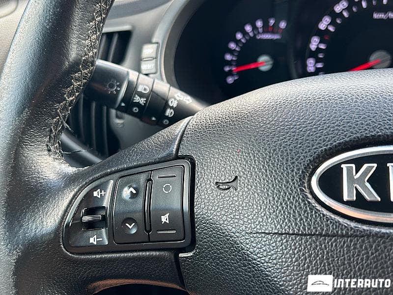 Kia Sportage 2011 — Миниатюра 9