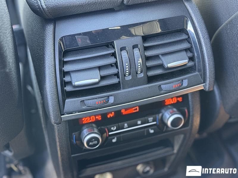 2015 BMW X5 4.0D — Miniatură 22
