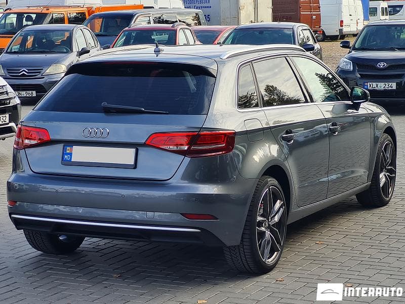 2016 Audi A3 G-tron — Miniatură 3