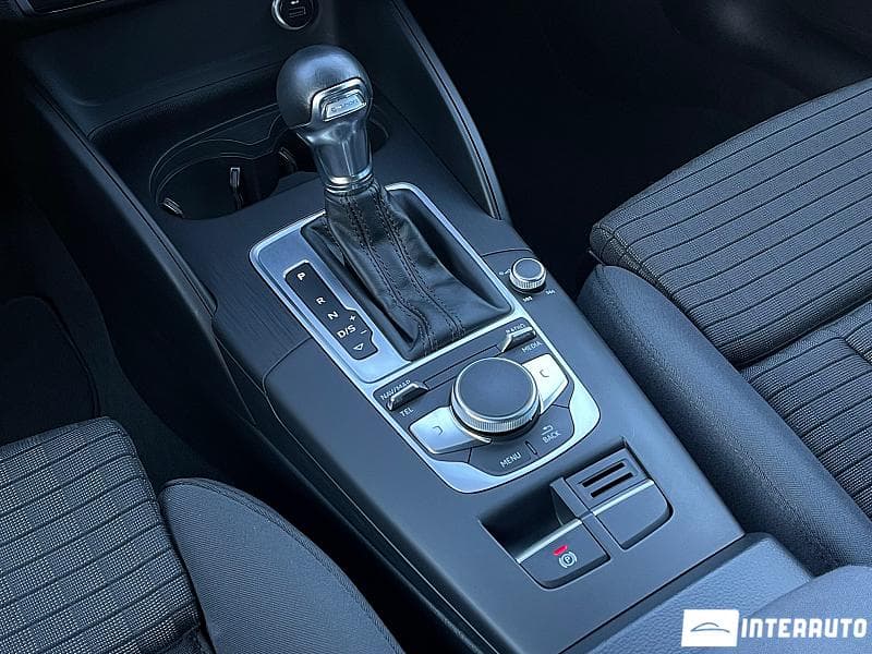 2016 Audi A3 G-tron — Miniatură 17