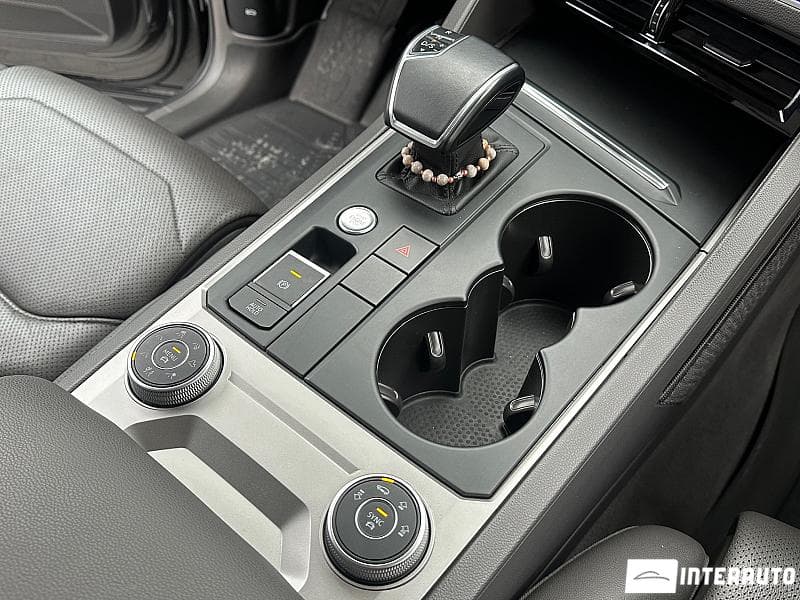 2021 Volkswagen Touareg — Miniatură 10