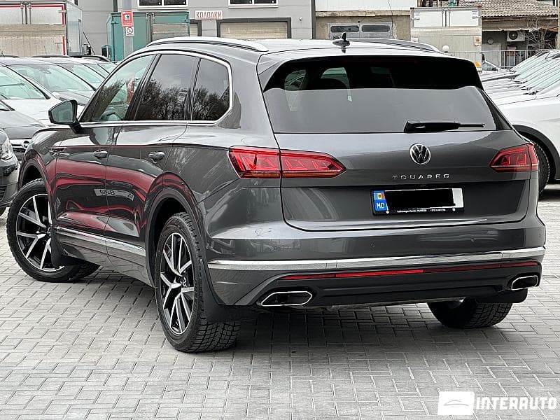 2021 Volkswagen Touareg — Miniatură 3