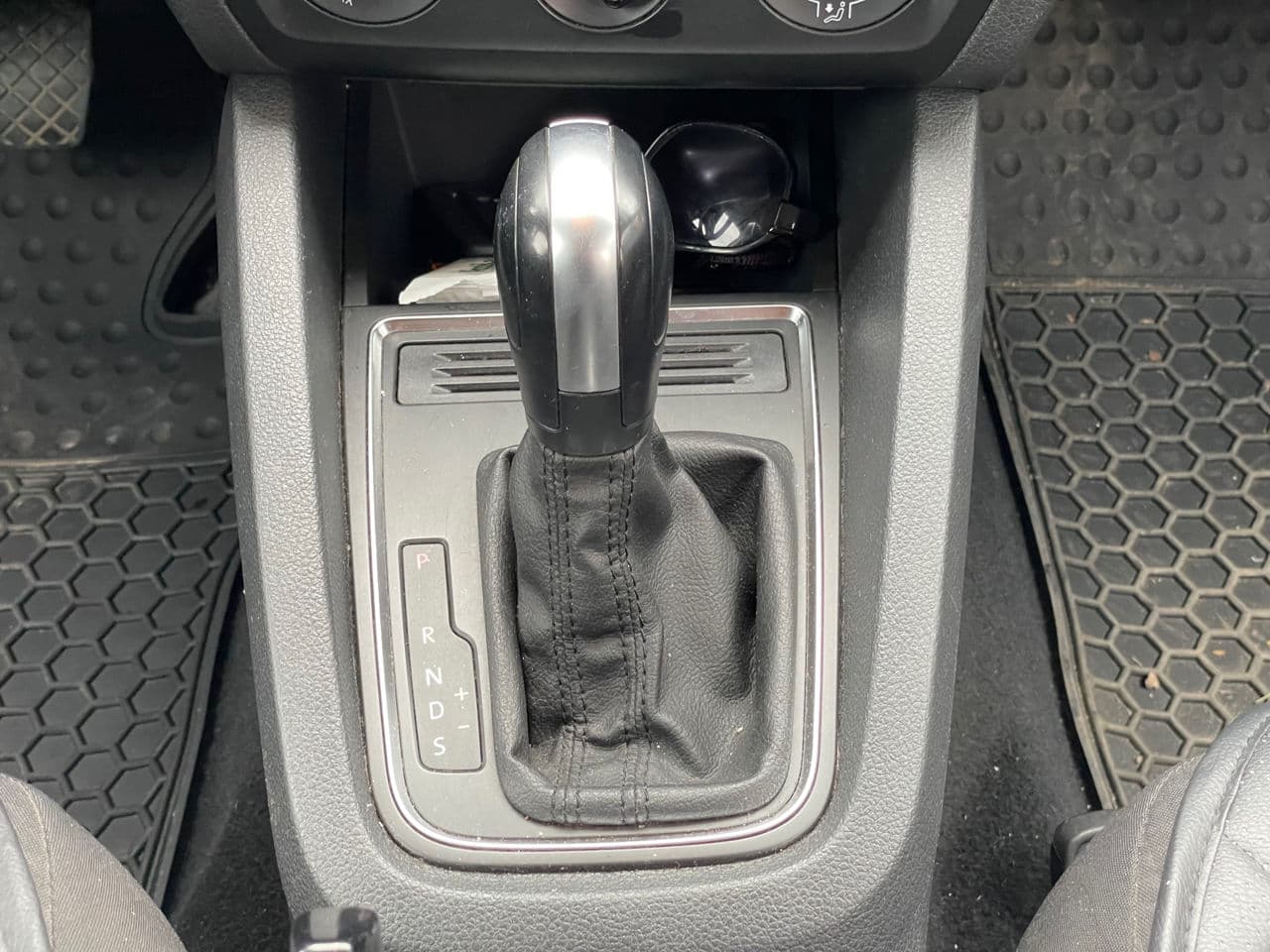 Volkswagen Jetta 2016 — Миниатюра 13