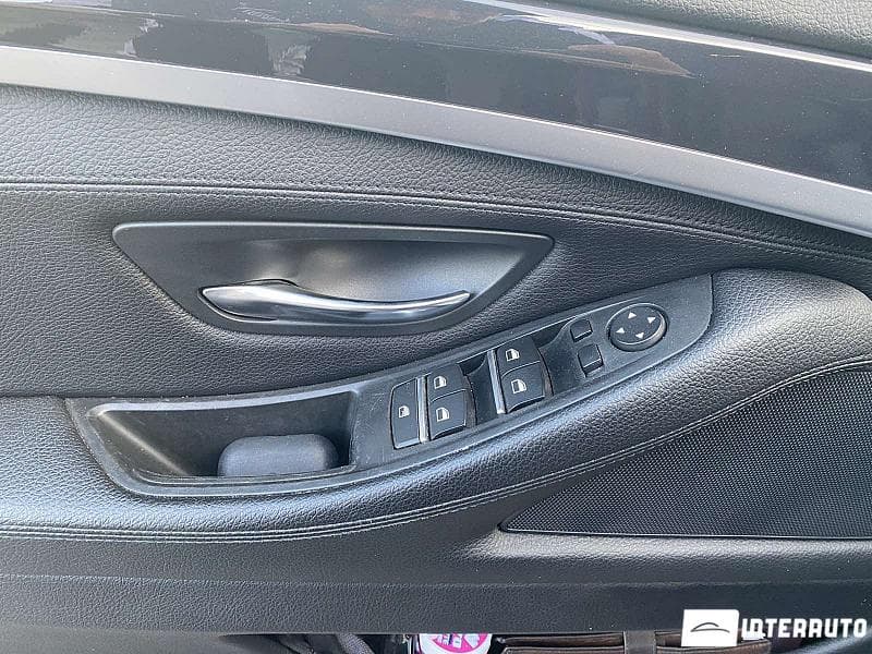 2016 BMW 520 — Miniatură 15