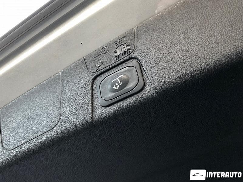 Ford C-MAX 2015 — Миниатюра 19