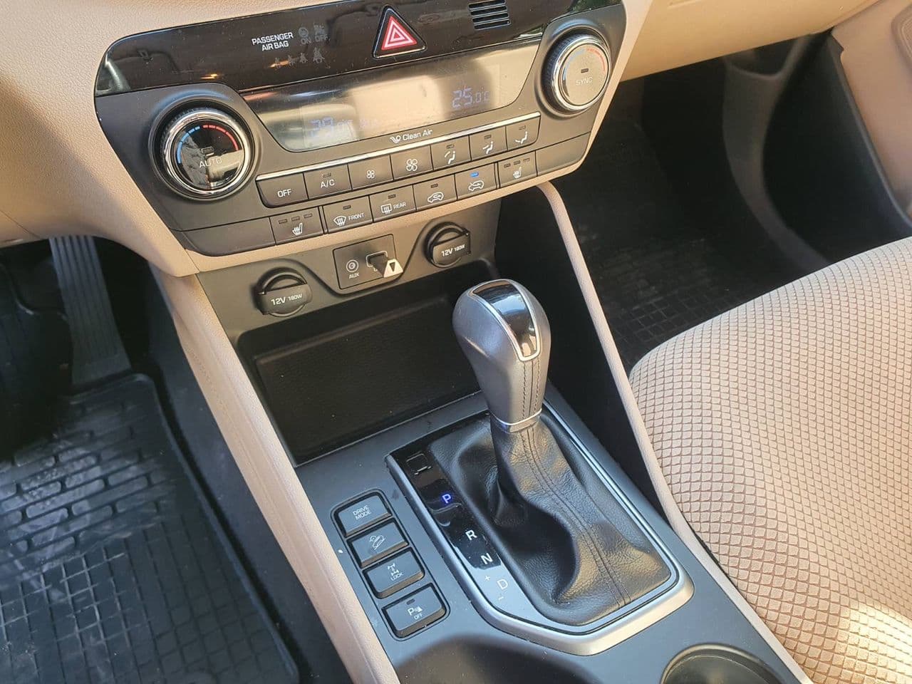 Hyundai Tucson 2016 — Миниатюра 14