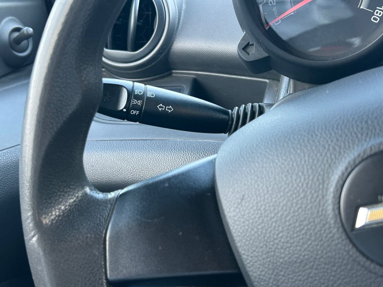 Chevrolet Spark 2012 — Миниатюра 8