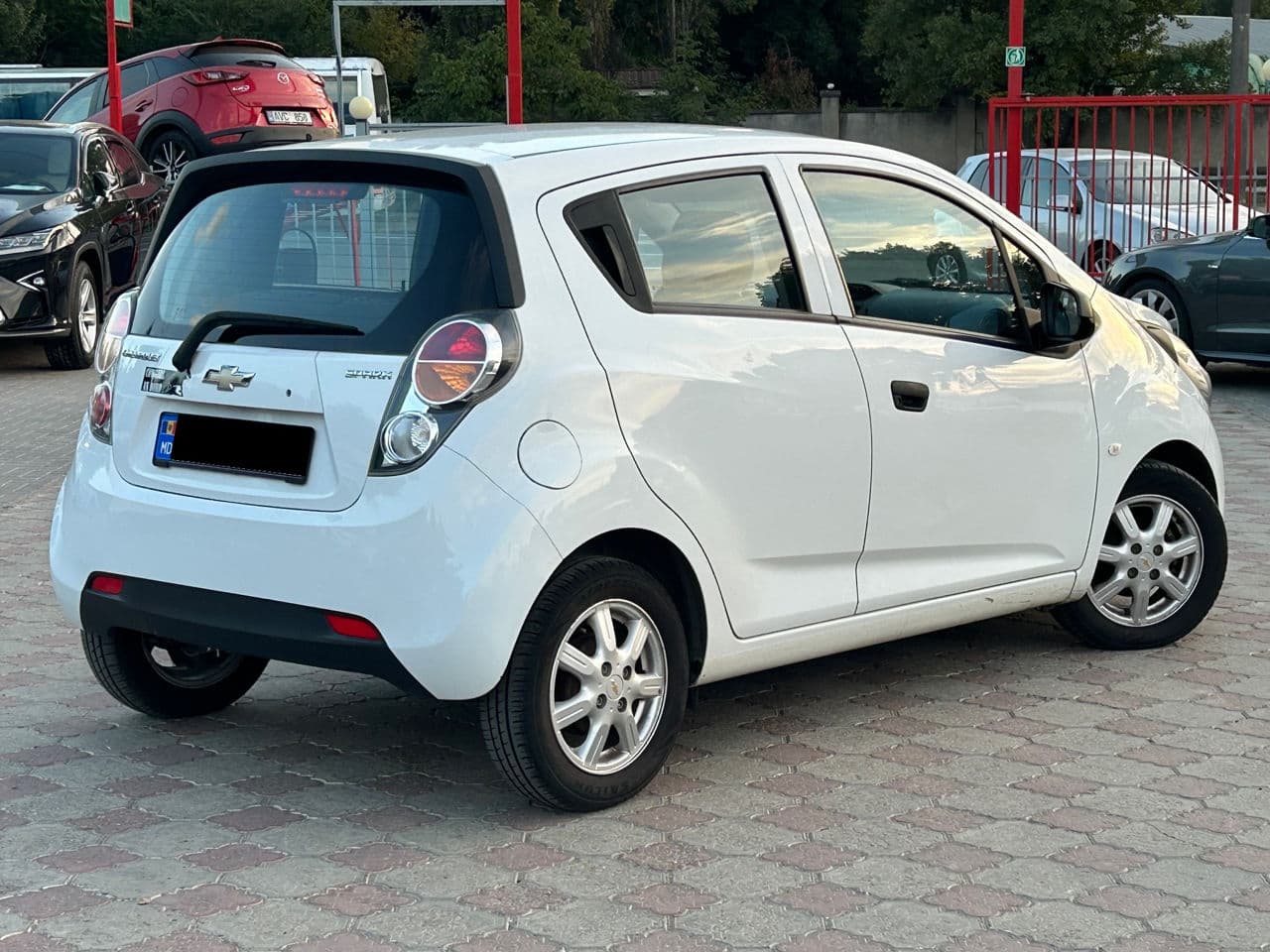 Chevrolet Spark 2012 — Миниатюра 3