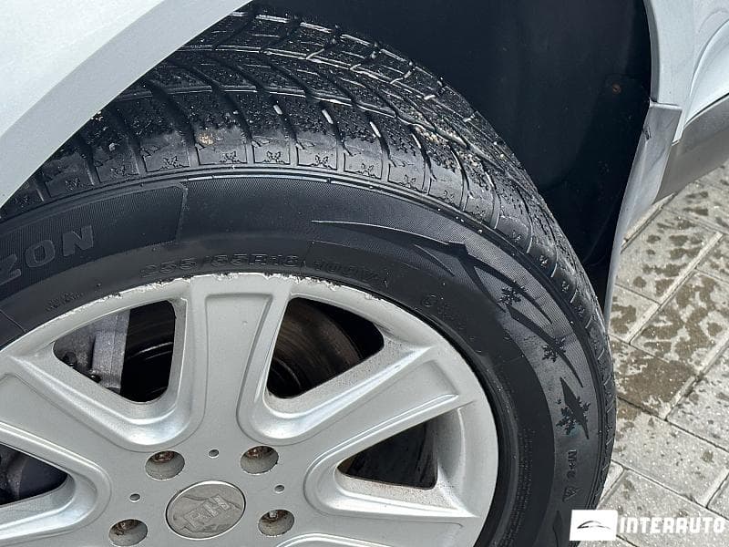 2003 Volkswagen Touareg — Miniatură 15