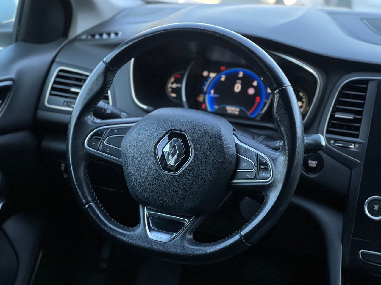 Renault Megane 2016 — Миниатюра 7